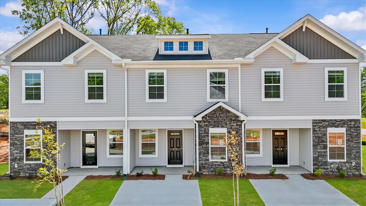 102 Lowland Drive