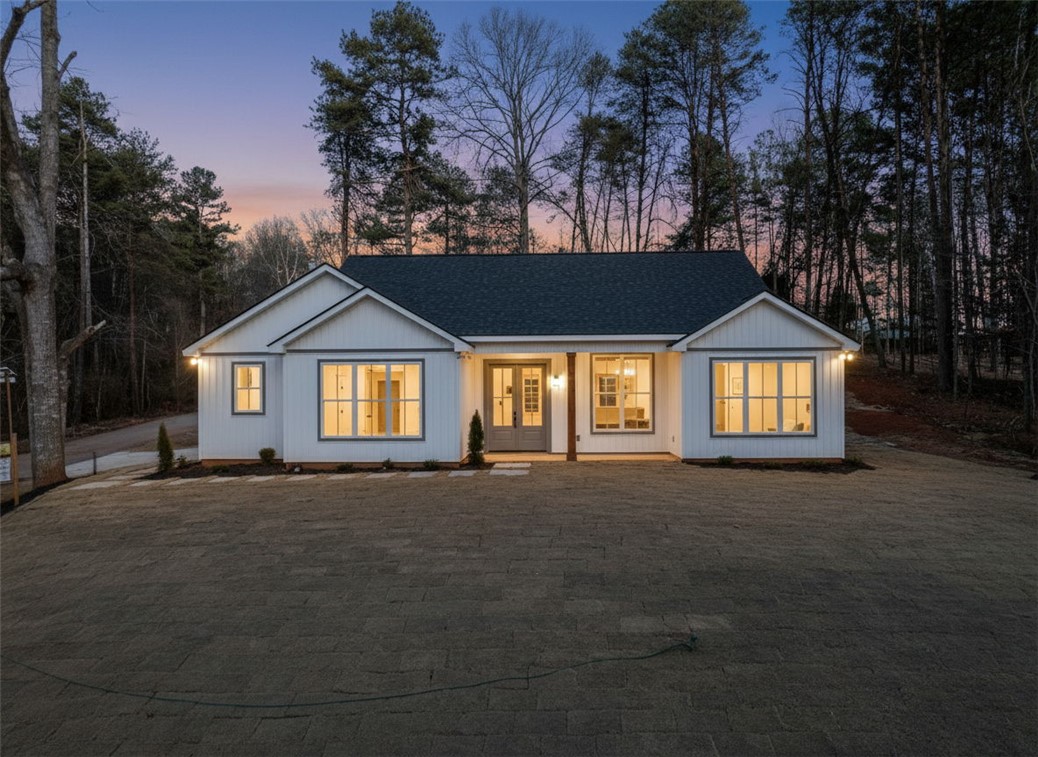 110 Oak Hill Drive