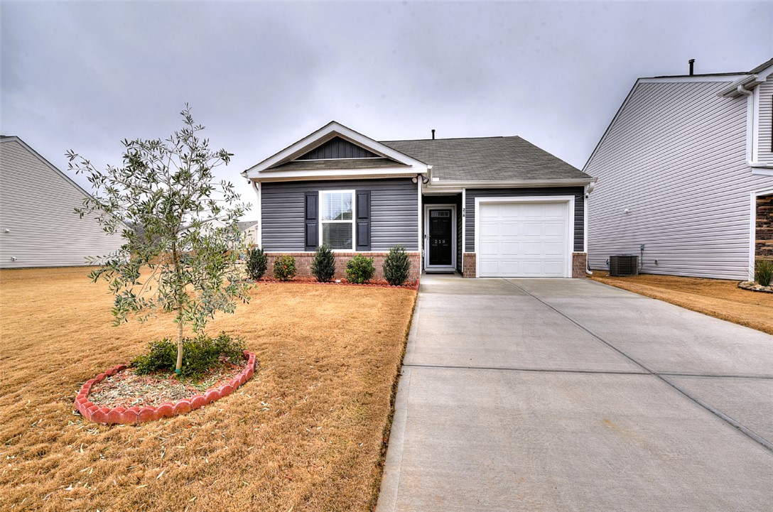 218 Mable Leaf Lane