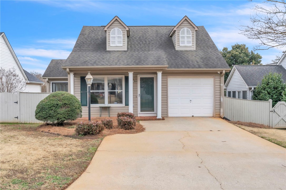 102 Magnolia Lane
