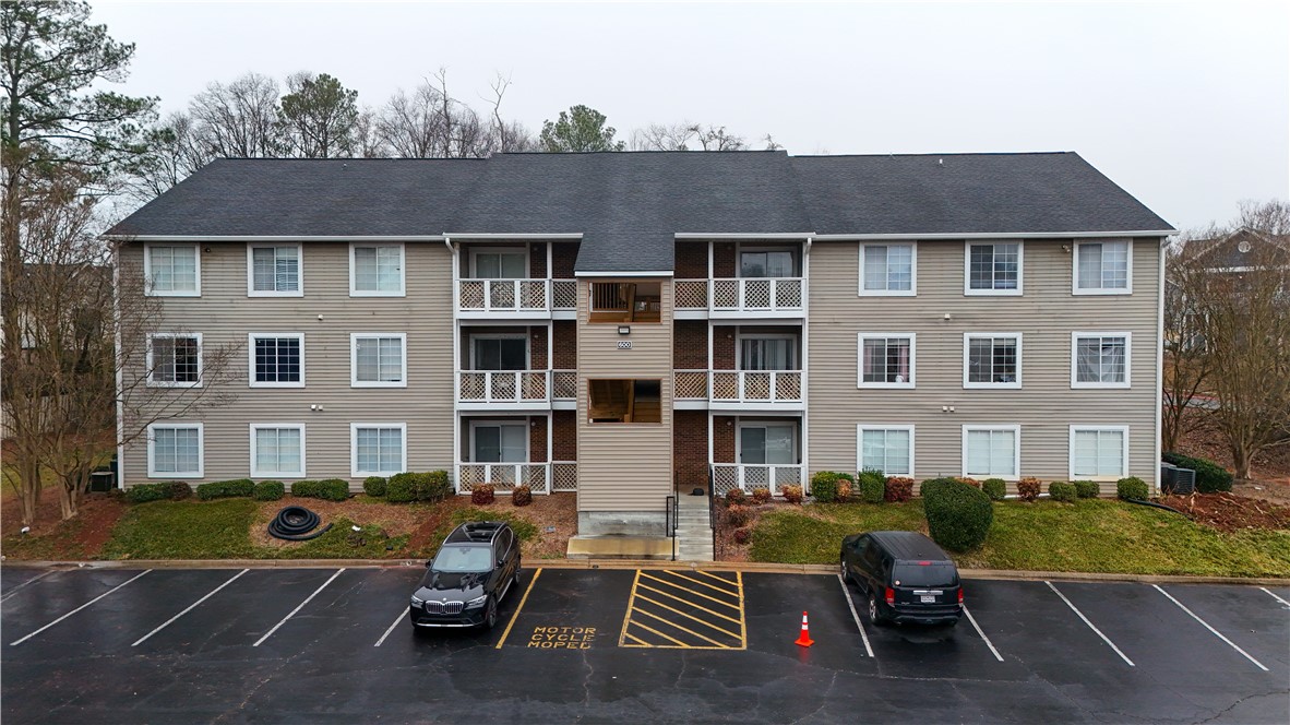220 Elm Street 623