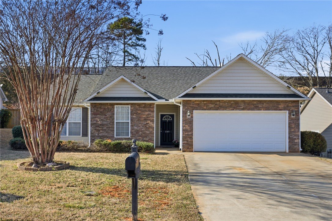 1049 Blythwood Drive