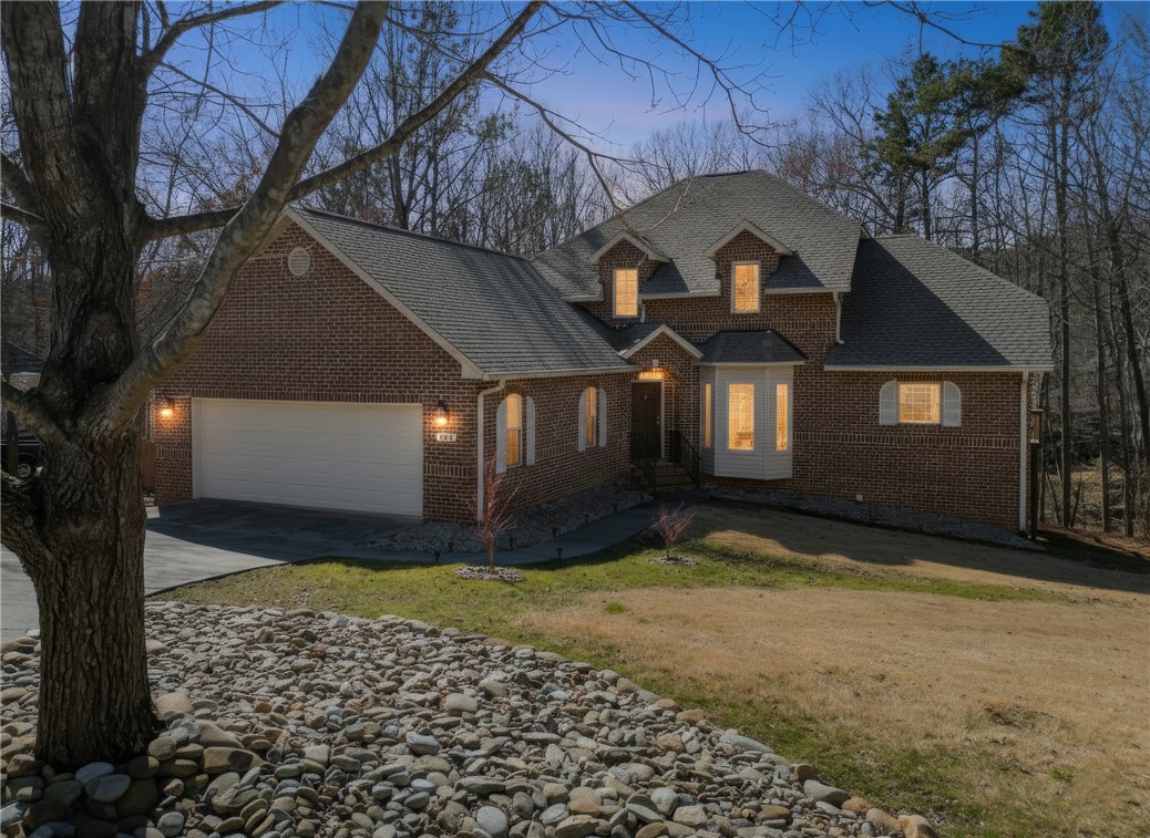 103 Steppingstone Way