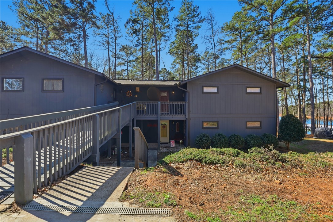 11B Hartwell Villas