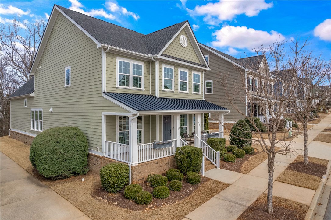 329 Algonquin Trail