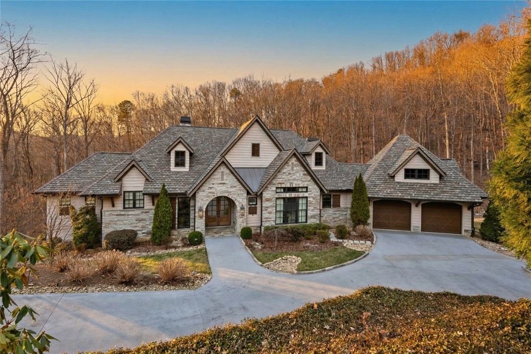 501 Mountain Summit Road