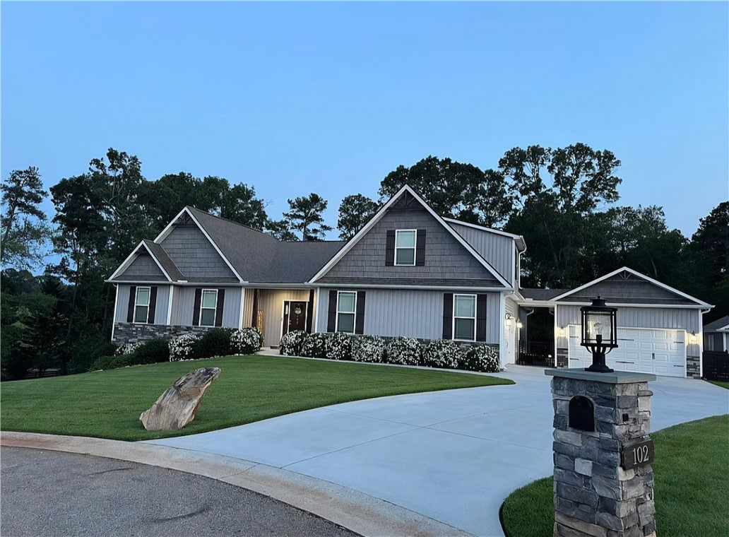 102 102 Pawleys Court