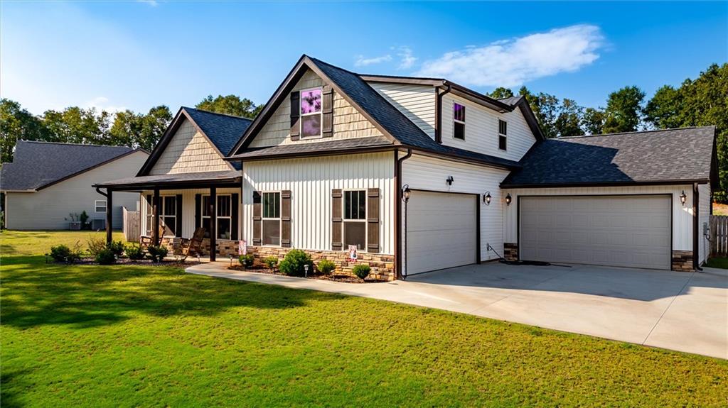 105 Cliftons Landing Drive