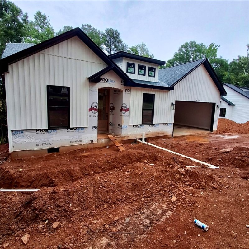 1409 Stonehurst Drive