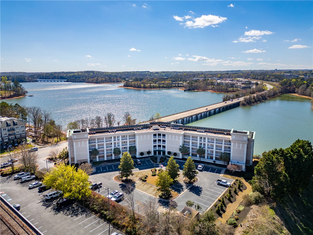 849 Tiger Boulevard #102