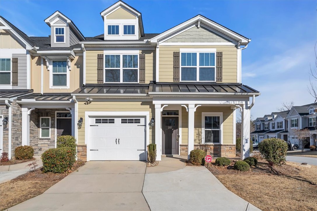 207 Nautique Court