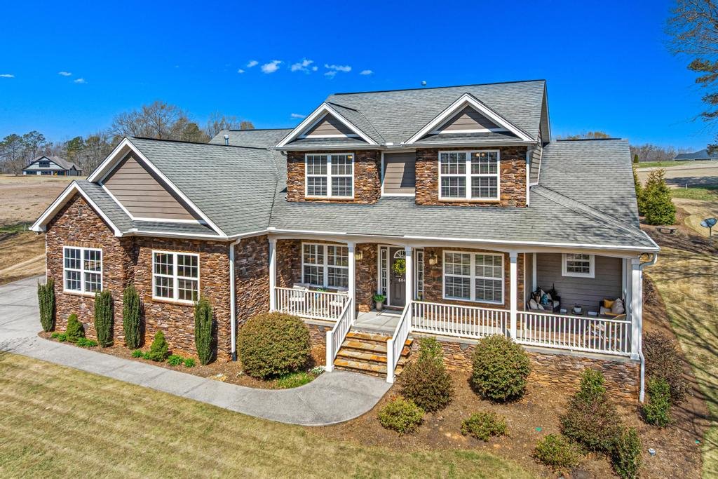 604 Feathery Lane