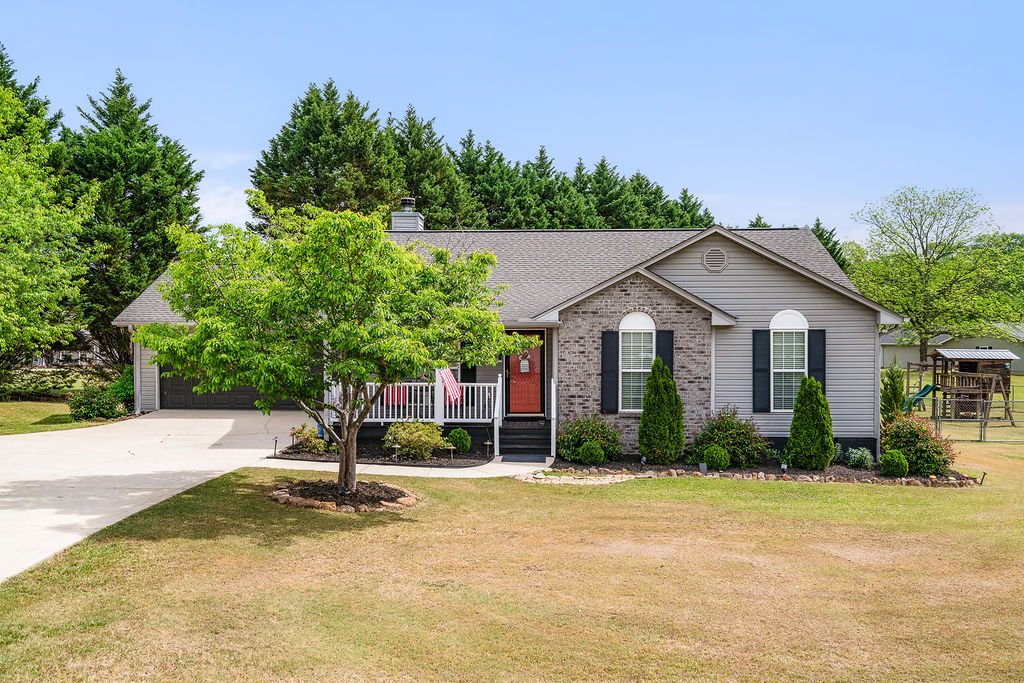 43 Graham Way