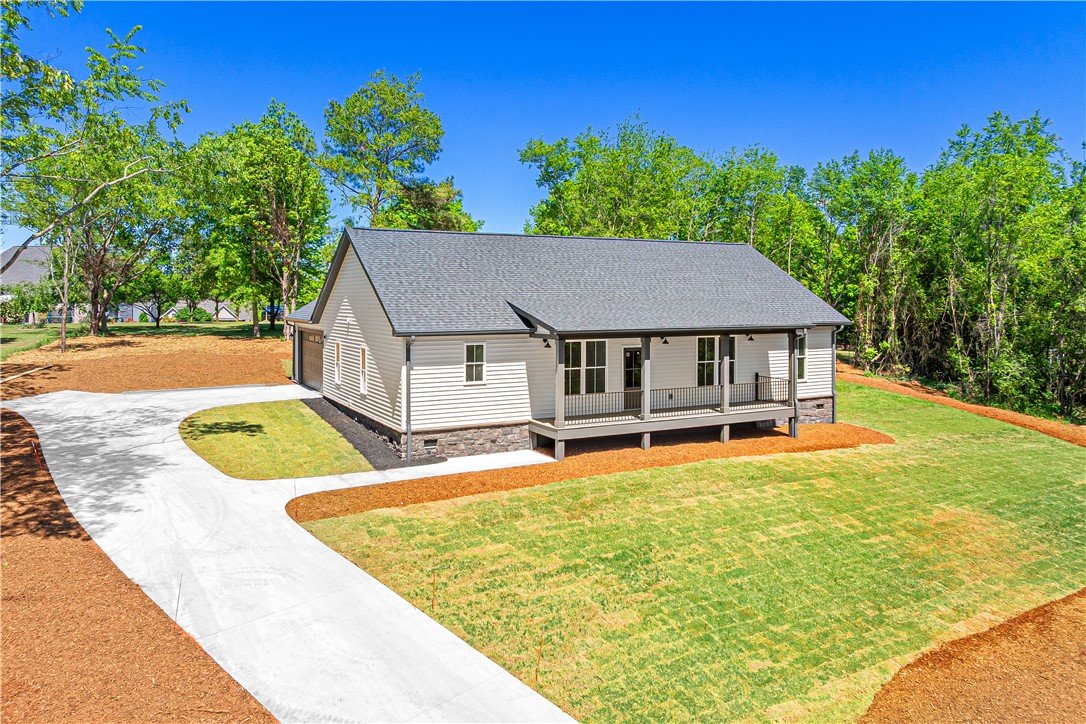 411 Calm Oak Drive