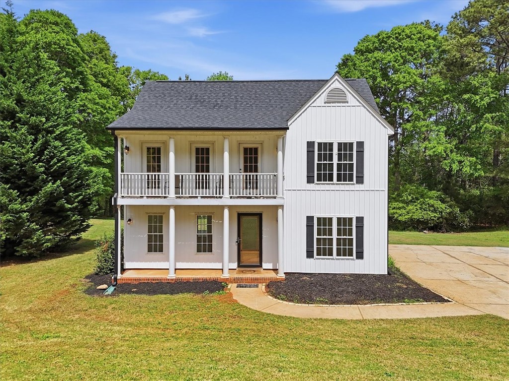 610 Walnut Way