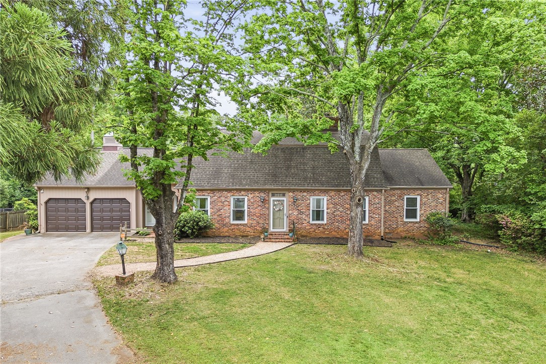 2804 Echo Trail