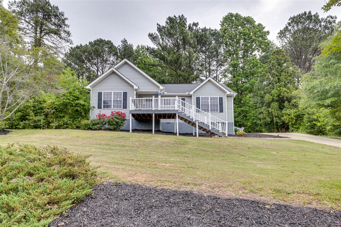 121 Crimson Leaf Lane