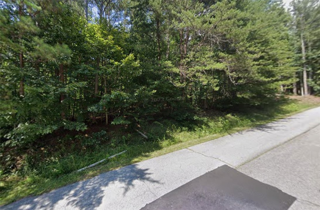 136 E Spartan Drive