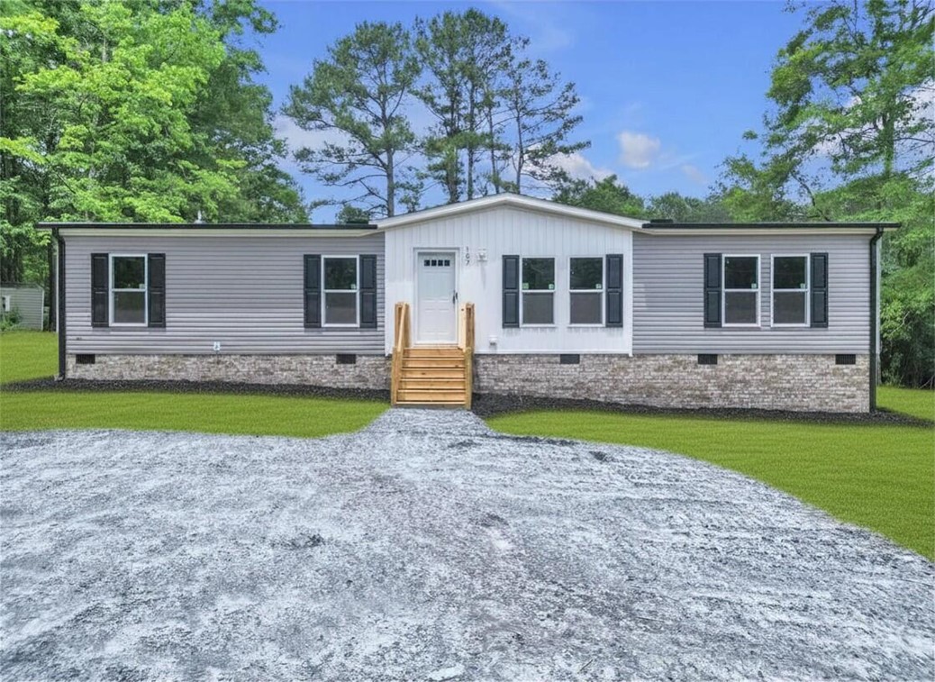 107 Chantilly Circle