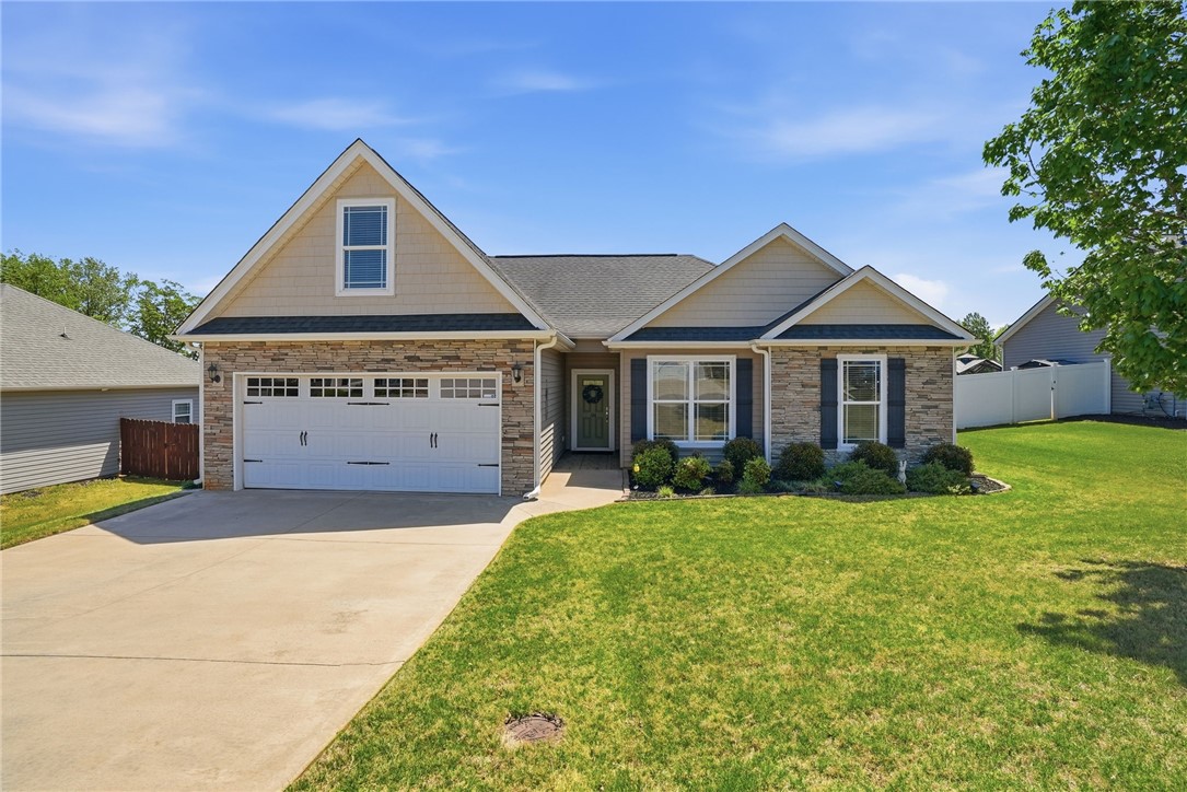 126 Alberta Circle