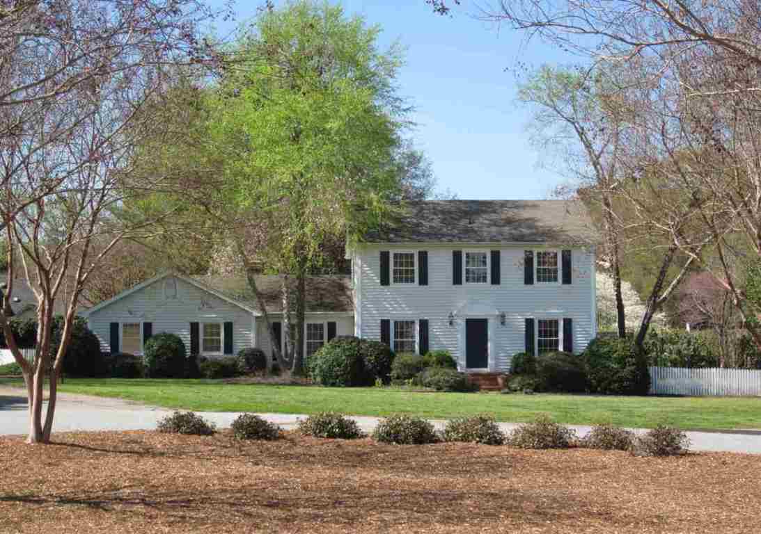 105 Hanover Circle