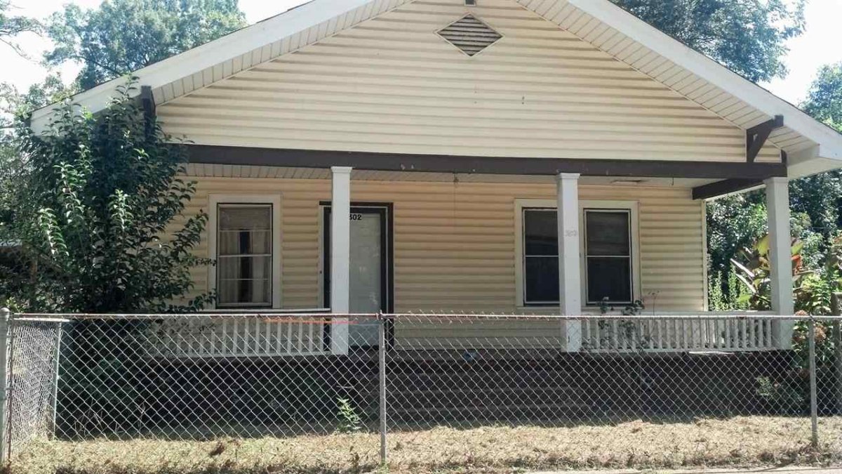 302 B Street