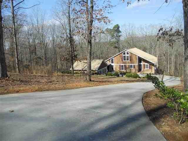 422 Overlook Drive