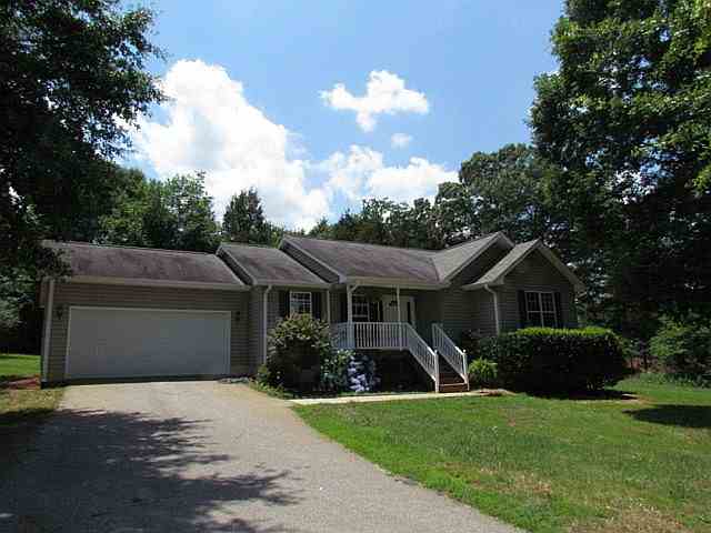125 Deerfield Lane