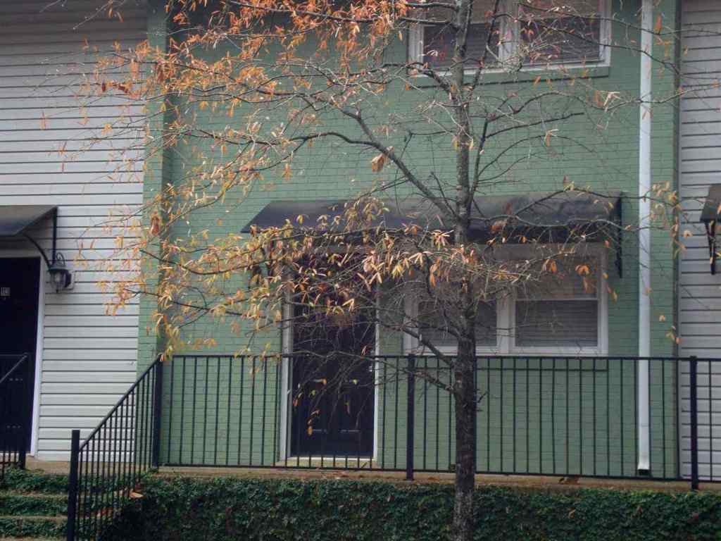 99 Wyatt Ave #114