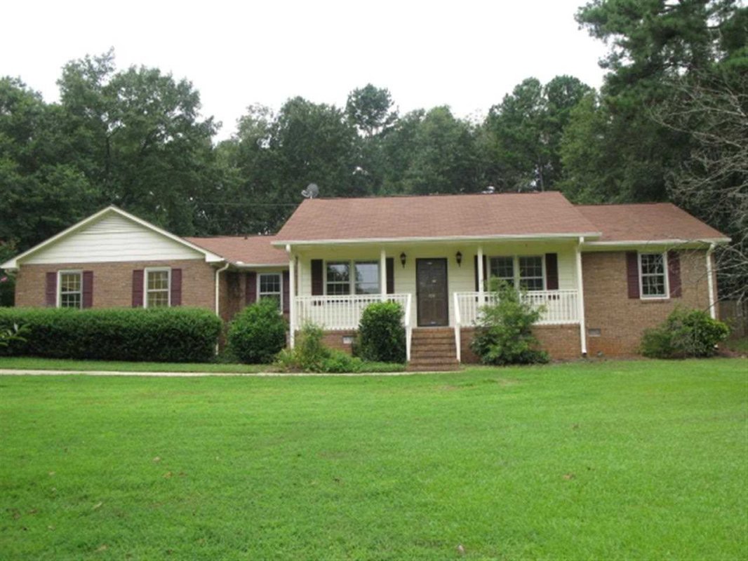 109 Coachman Drive