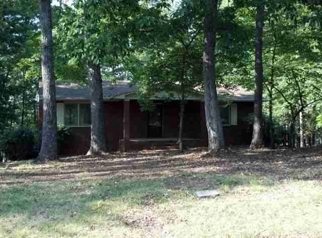 212 Lakeview Drive