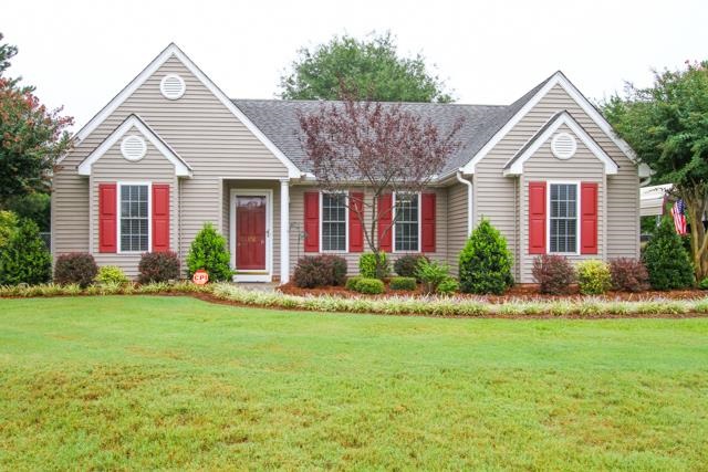 102 Yellow Pine Drive