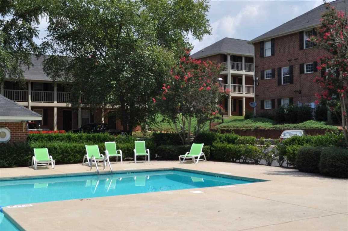 606 (F106) 250 Elm Street