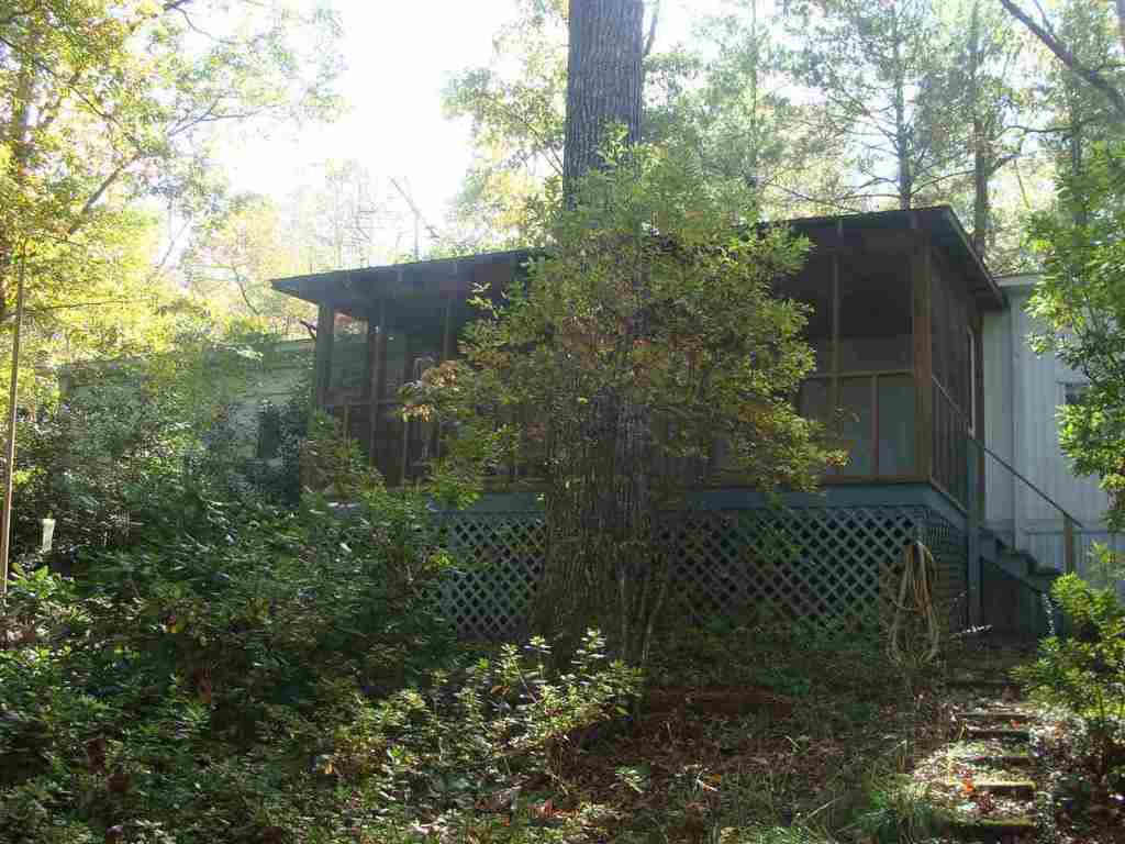 745 Red Oak Drive