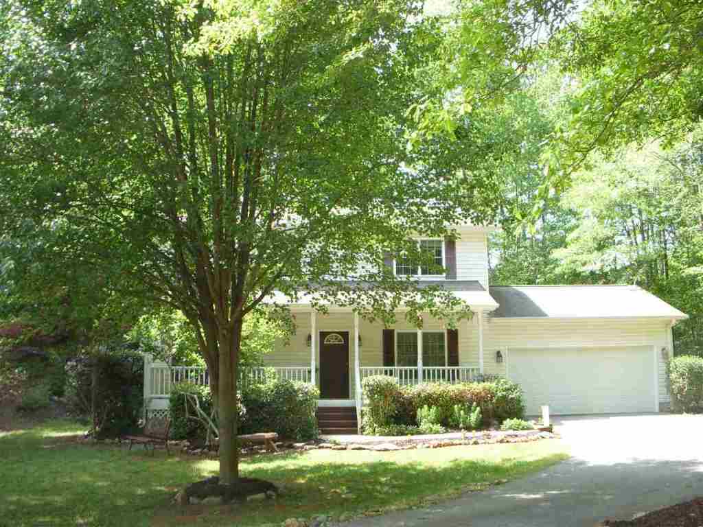 2011 Ridgeview Lane