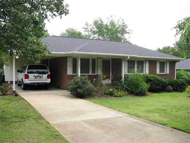 2705 Chestnut Drive
