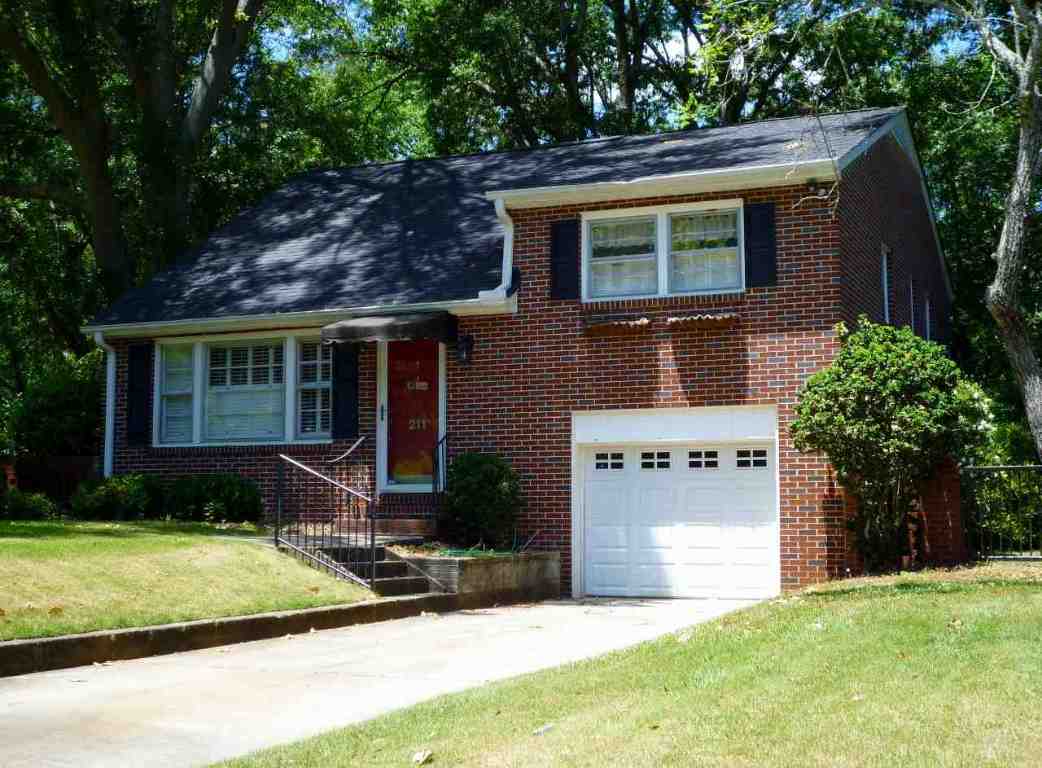 211 Forest Hill Drive