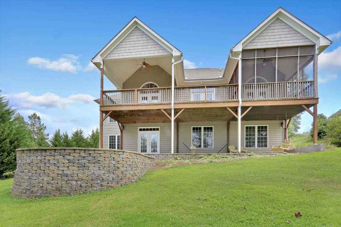 335 Stardust Lane