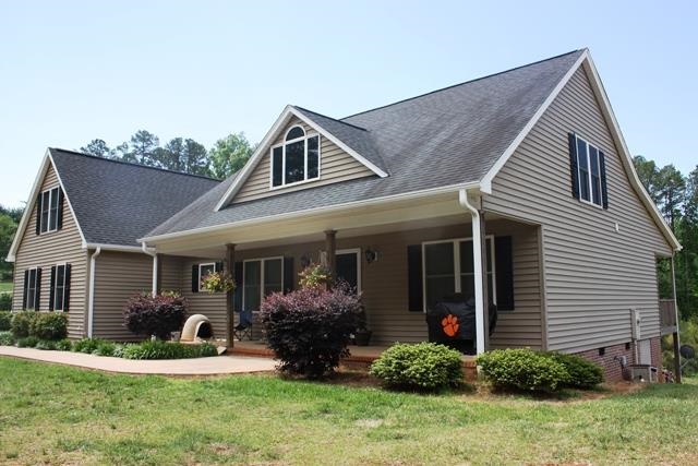 109 Honeywood Drive