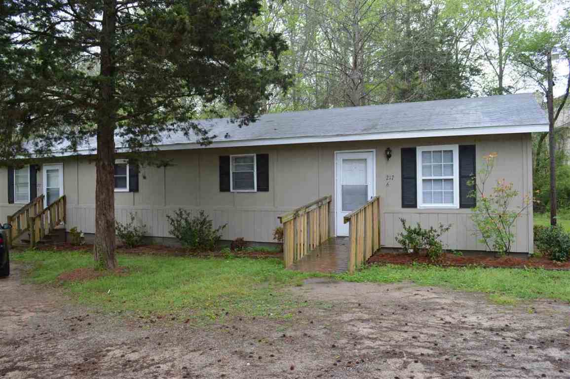 215, 216, & 217 Woodside Lane