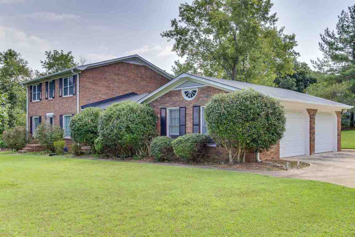 1136 Briarwood Drive
