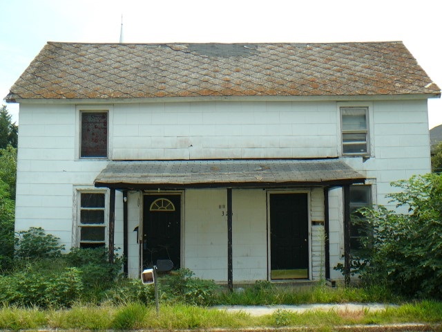 326 E Street