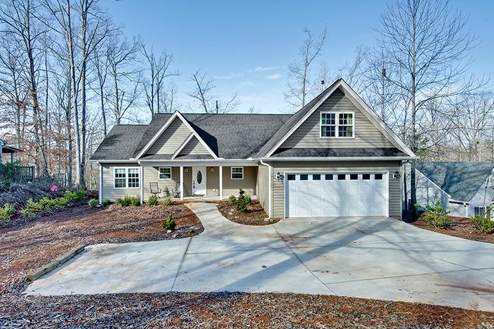 421 Den Ridge Drive