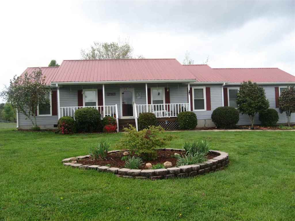 121 Lake Drive