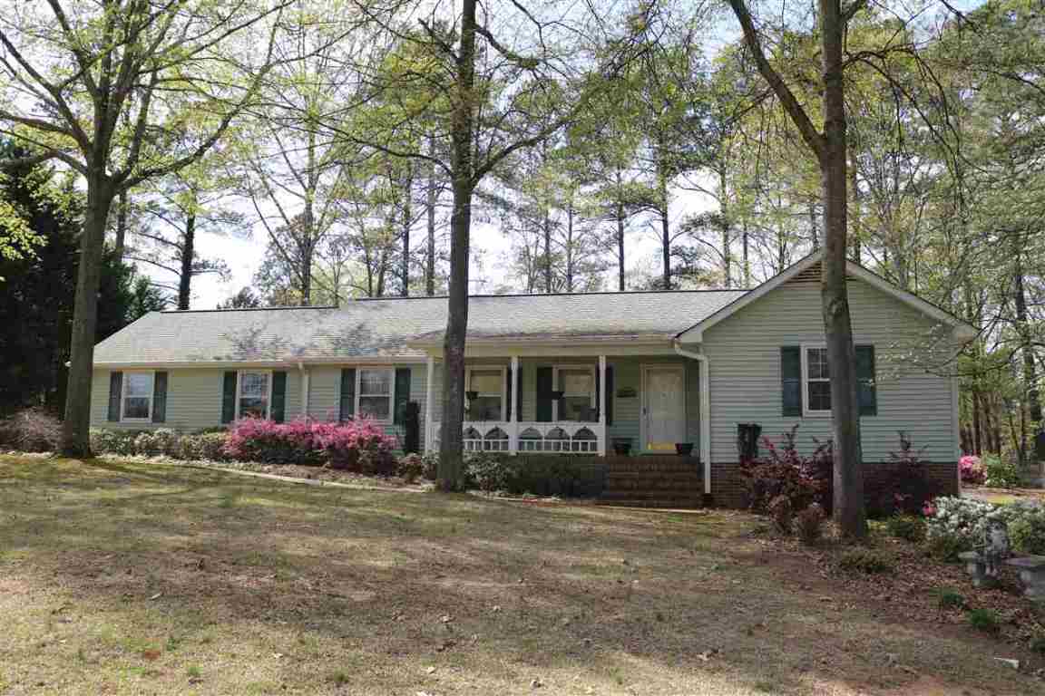 123 Coachman Drive