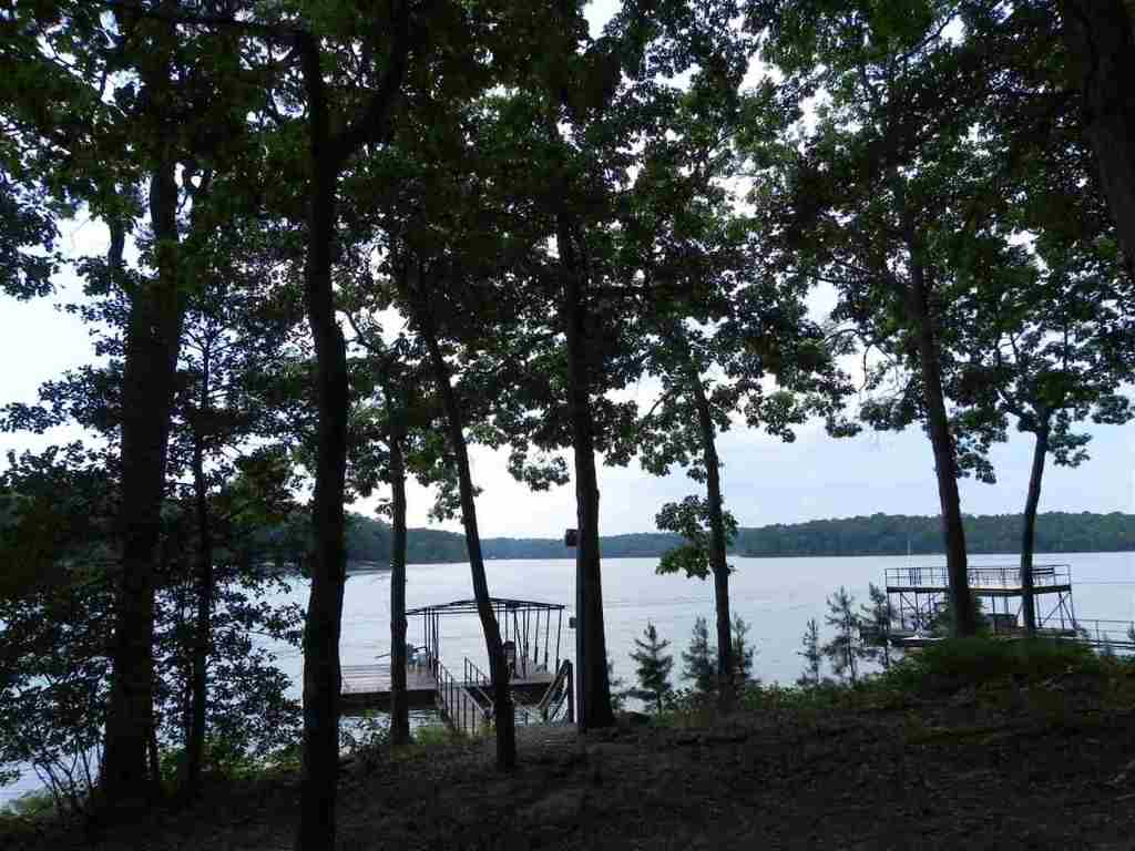 1408 Hunters Trail