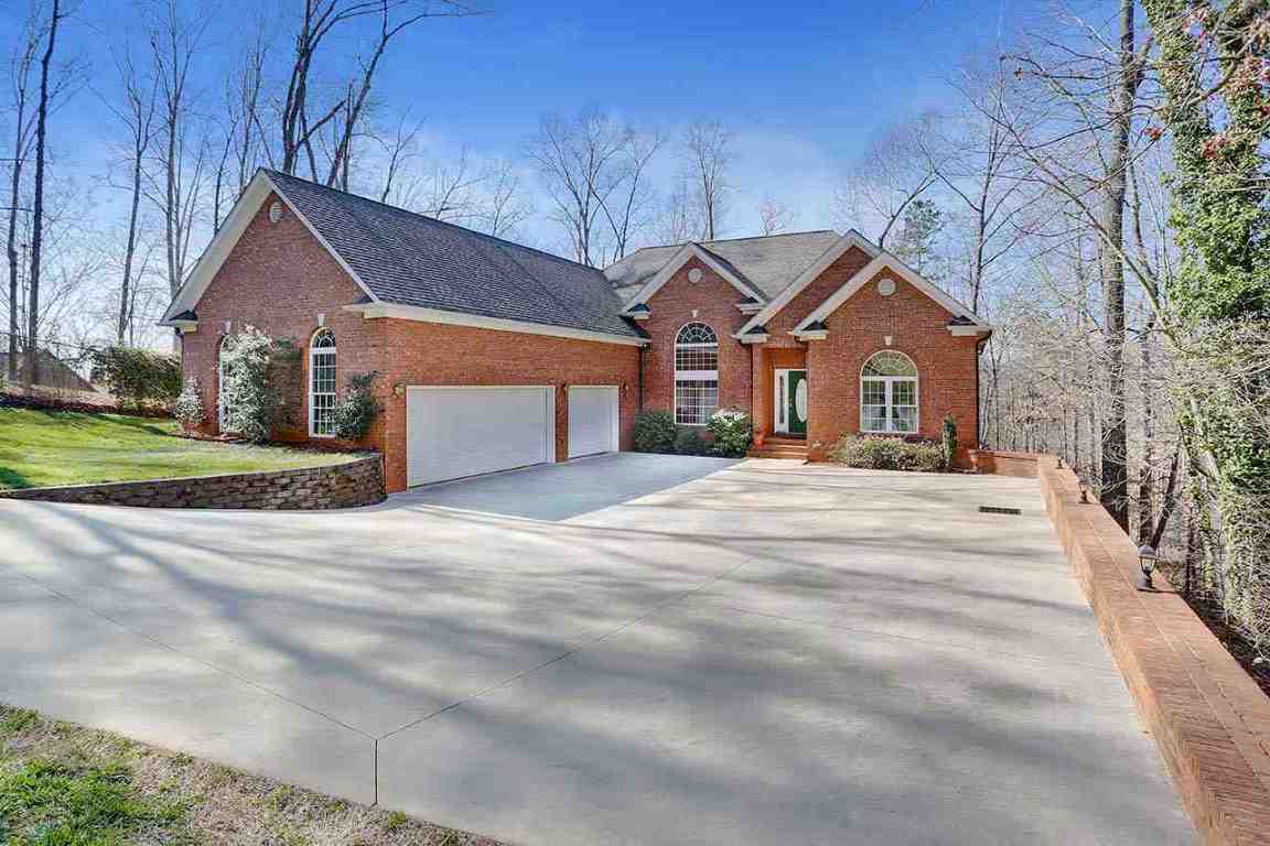 230 Indian Trail