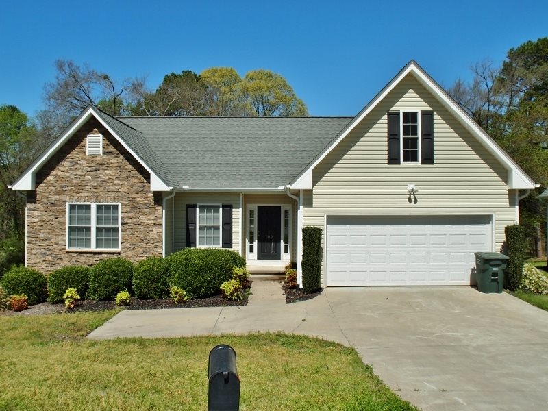 109 Riviera Circle