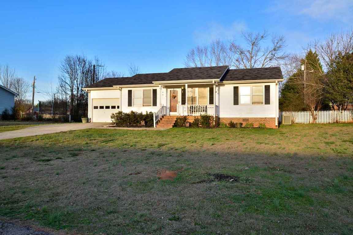 517 Chauga Drive