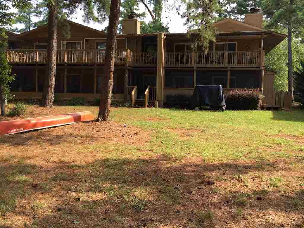 2A Hartwell Villas
